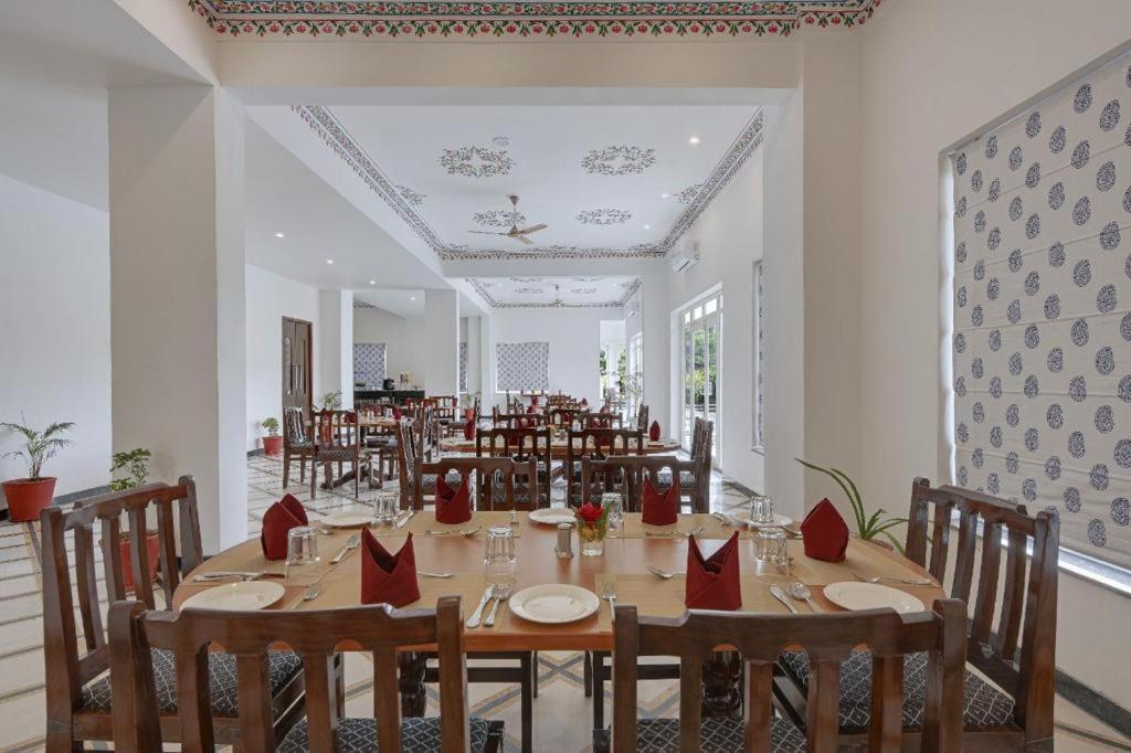 Jag Aravali Resort Udaipur By Naina Staycation - Best For Corporate Events - Family Parties - Mice المظهر الخارجي الصورة
