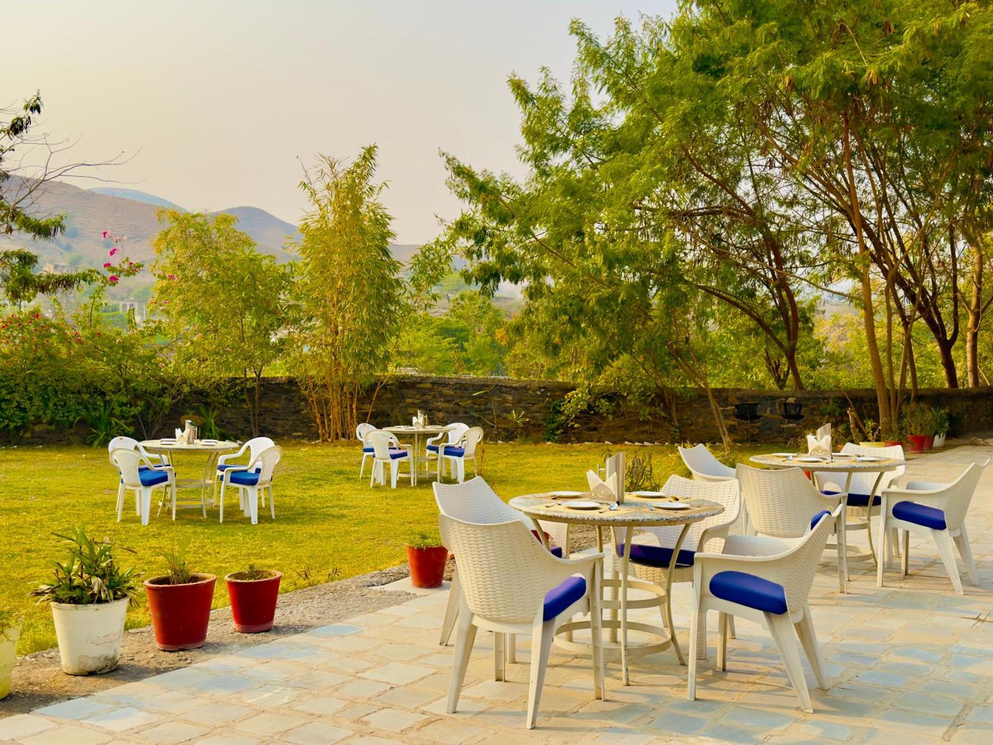 Jag Aravali Resort Udaipur By Naina Staycation - Best For Corporate Events - Family Parties - Mice المظهر الخارجي الصورة